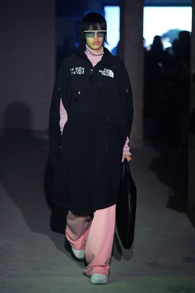 Look 4